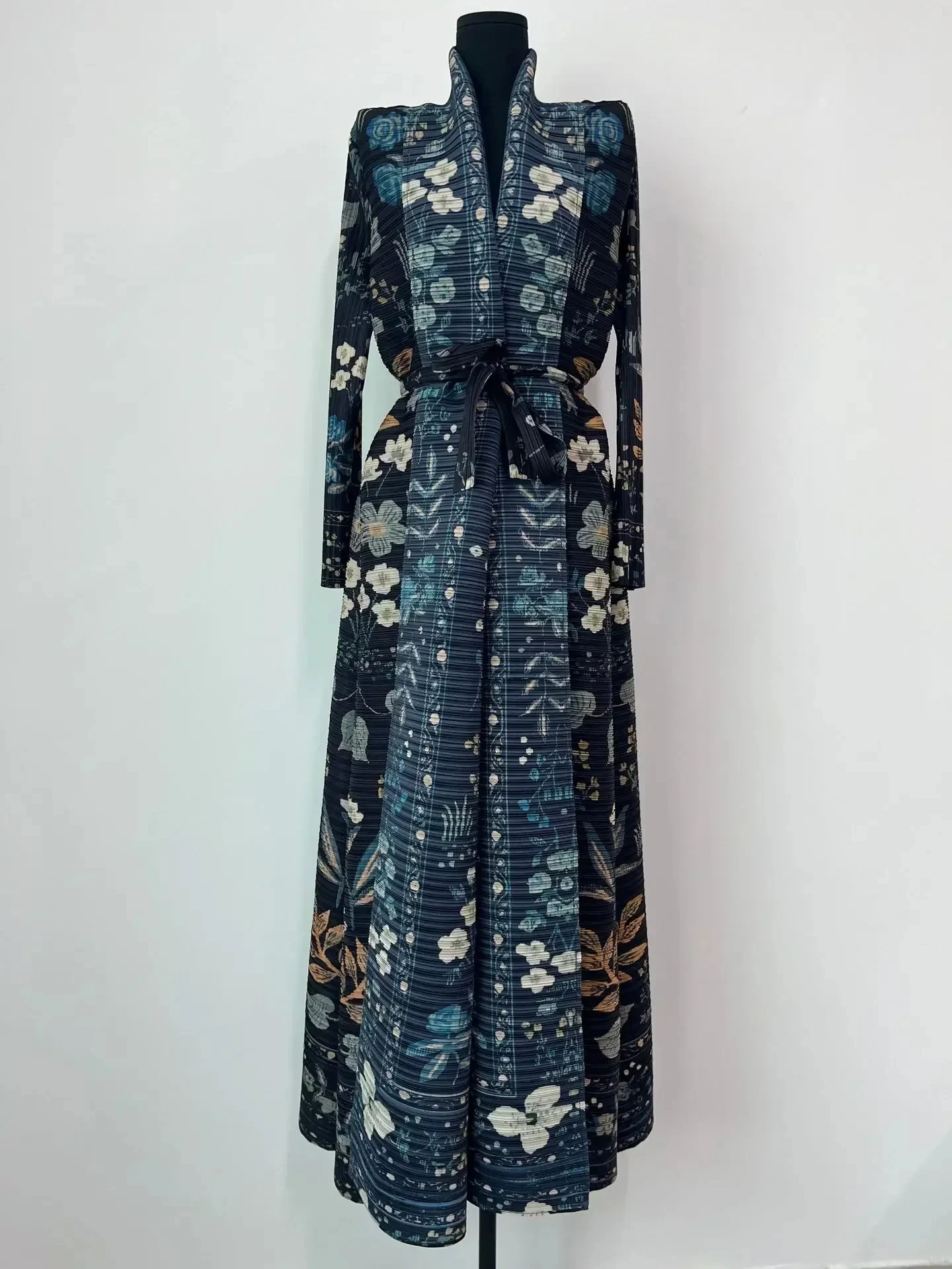 YUDX Miyake Pleated Collar Long Sleeved Retro Printed Dress Belt Women Dubai Designer Original Fashion Loose Coat 2024 SpringNew - Image 4